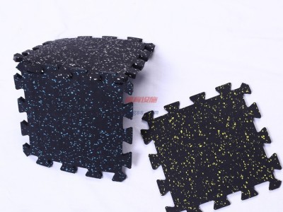 全偉鎖扣橡膠地板，健身房鎖扣橡膠地板--隔熱-隔音-抗靜電-- 河北全偉體育設施工程有限公司