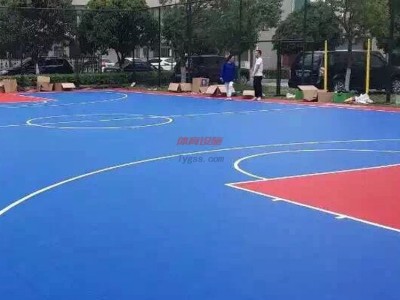 【全偉體育設施工程】戶外防滑懸浮式拼裝地板，拼裝運動地板-- 河北全偉體育設施工程有限公司