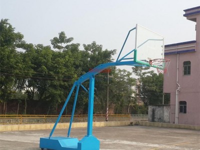 拱北籃球架子-箱式移動籃球架-可移動籃球架-- 中山市西區柏克體育用品廠