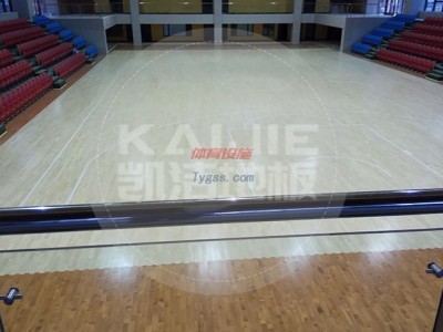 凱潔防滑運動地板-標準籃球場木地板-籃球館體育木地板施工-- 斯泊丁（北京）體育股份有限公司