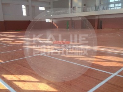 凱潔防滑運(yùn)動(dòng)地板-乒乓球運(yùn)動(dòng)地板-實(shí)木運(yùn)動(dòng)地板厚度-彈性運(yùn)動(dòng)地板-- 斯泊丁（北京）體育股份有限公司