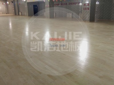 凱潔運(yùn)動(dòng)地板排行-運(yùn)動(dòng)地板供銷商-運(yùn)動(dòng)地板是實(shí)木嗎-運(yùn)動(dòng)地板厚度-- 斯泊?。ū本w育股份有限公司