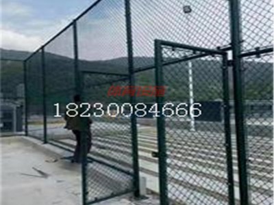 體育場鐵絲網球場圍欄足球護欄網勾花網護欄籃球場圍欄網球場圍網-- 安平縣厚泰絲網制品有限公司