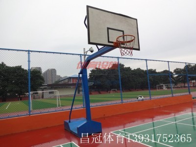 豪華電動液壓籃球架生產廠家-- 滄州昌冠體育設施有限公司