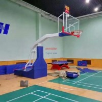 青奧體育器材--電動液壓的籃球架