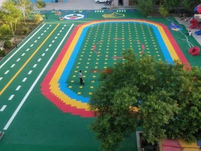 懸浮地板-懸浮地板球場-懸浮地板籃球場無味-懸浮地板價格-- 四川中盛華創(chuàng)體育設(shè)施工程有限公司