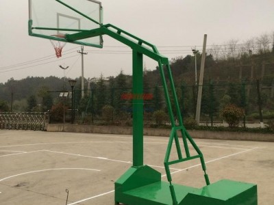 廠家直銷-資質齊全--質量保障--凹箱籃球架-鋼化玻璃籃板-鋁合金包邊-- 河北金佰歐教學設備制造有限公司