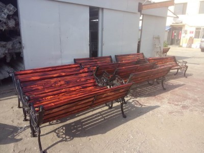 大連公園椅休閑椅鑄鐵椅長條椅防腐木長椅生產-- 大連華昌景觀制造工程有限公司