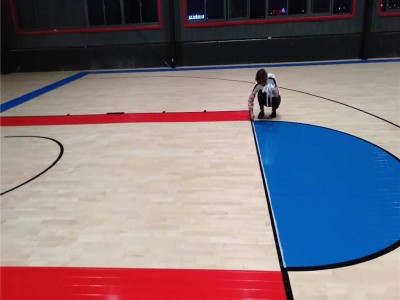 籃球場木地板價格差距大的原因主要有3點-- 雙鑫體育設施工程有限公司