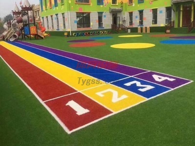 人造草坪生產廠家批發價格物美價廉備貨充足-- 青島博翔遠人造草坪有限公司