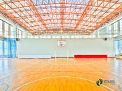 學(xué)?；@球館地板能用幾年