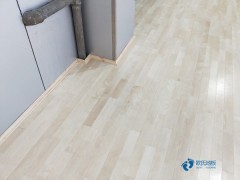 學校籃球館地板選哪家