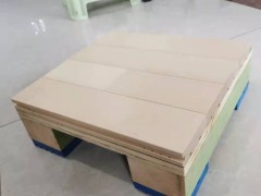 南京5*8龍骨鋪裝中