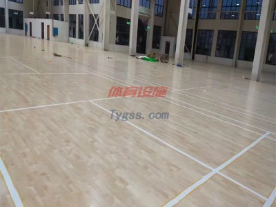 杰泰體育運動木地板籃球館木地板實木現貨銷售籃球地板-- 滄州杰泰教學設備有限公司
