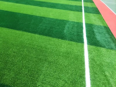 天津河北區足球場人造草坪鋪設施工-- 天津奧康體育設施貿易有限公司