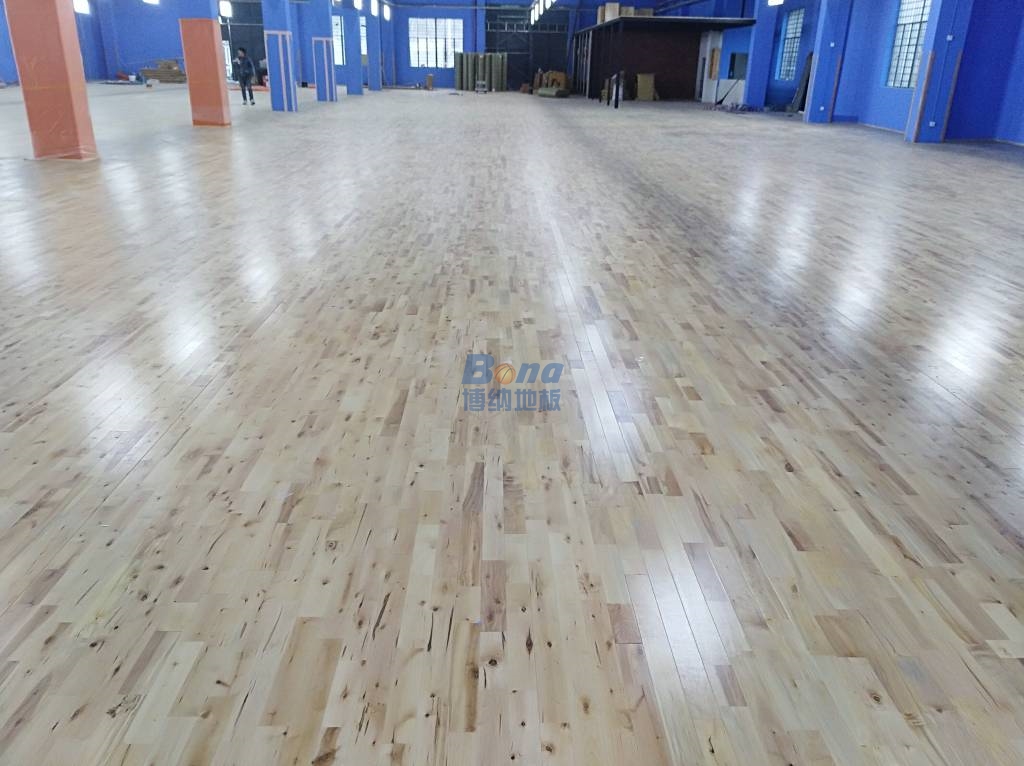 安陽(yáng)籃球場(chǎng)館運(yùn)動(dòng)木地板 博納運(yùn)動(dòng)木地板