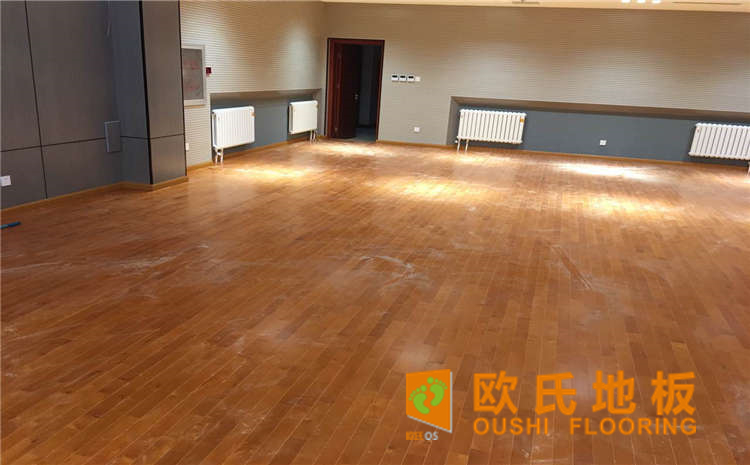 運(yùn)動木地板安裝工程e體育設(shè)施網(wǎng)