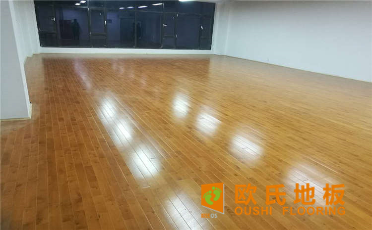 安裝運動木地板選體育設施網