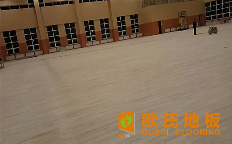 長沙楓木籃球館運動木地板