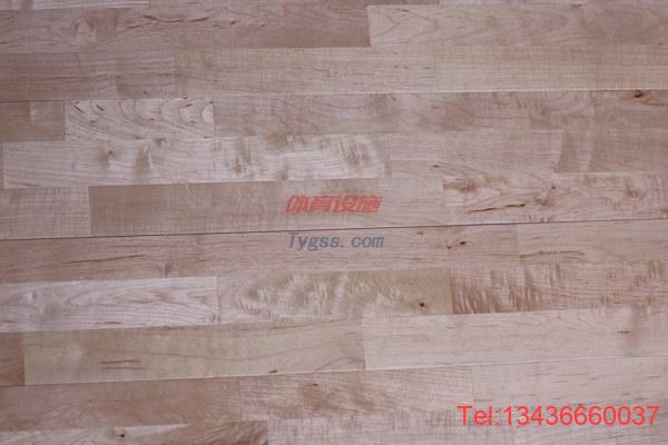 更新款的運動木地板